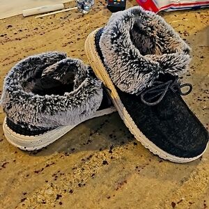 Hey Dude fur trimmed bootie sneaker